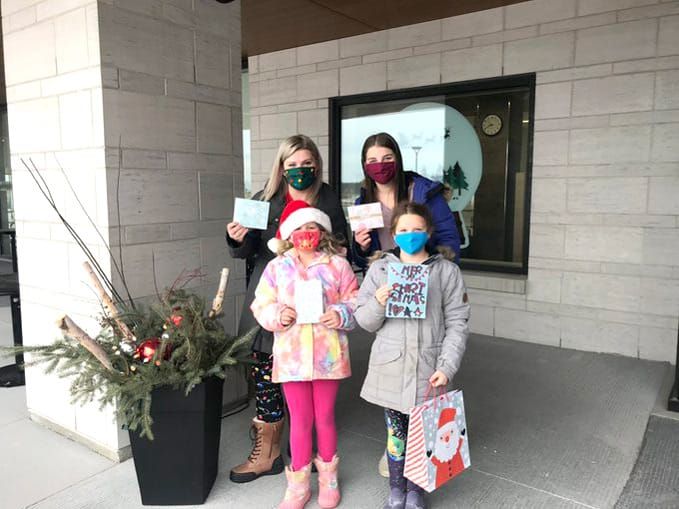 Local family craft holiday messages for staff of Groves Memorial Community Hospital post image