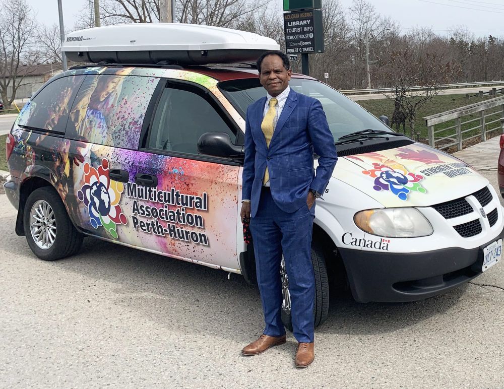 Multicultural association transporting residents to COVID-19 tests, vaccinations post image