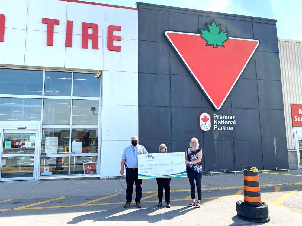Canadian Tire Fergus makes donation to Groves Hospital Foundation post image