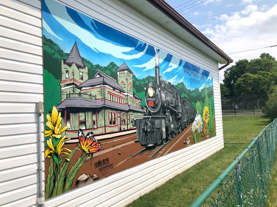 New mural reflects Palmerston's historic railway heritage post image