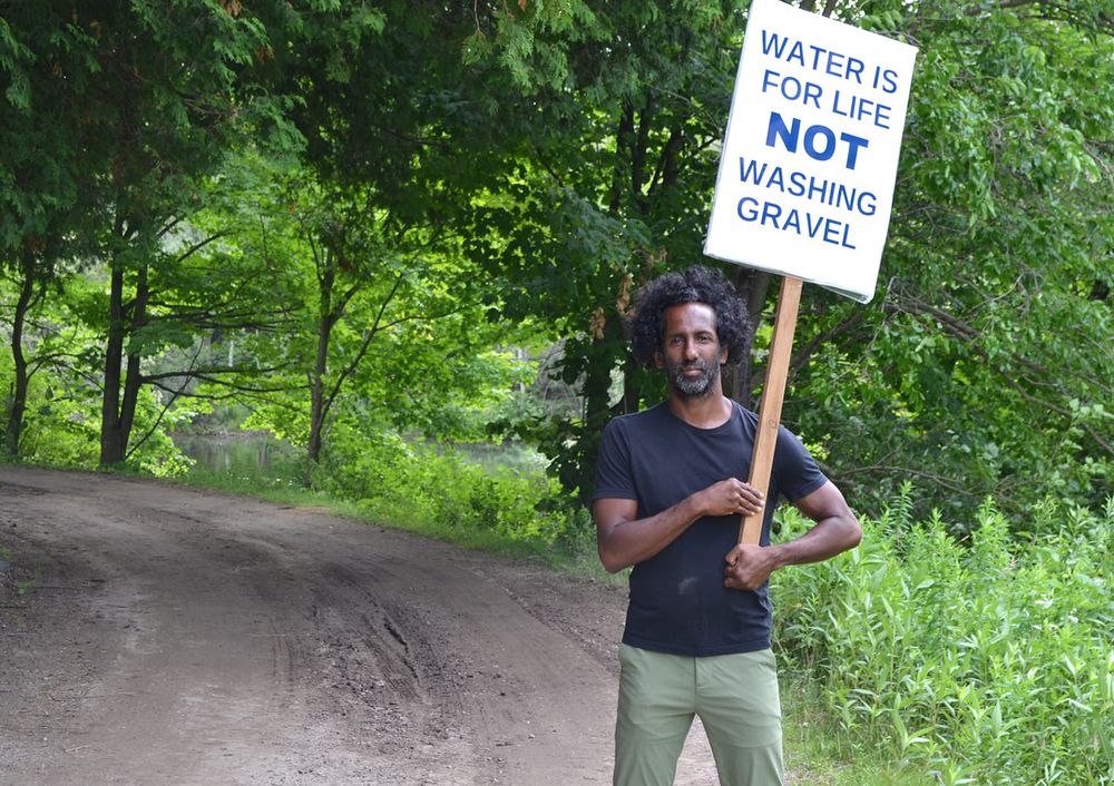 Ear to the Groundwater Tour highlights opposition to quarry near Rockwood post image