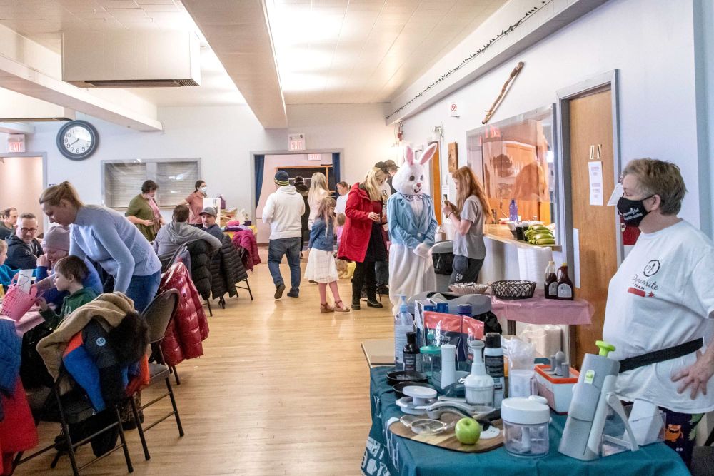 Easter Bunny Brunch held in Erin post image