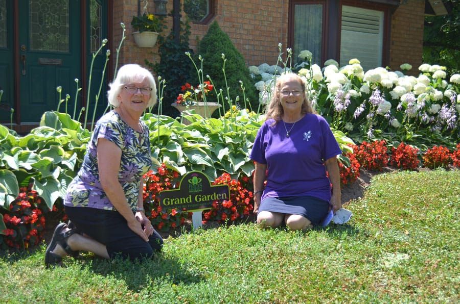 Fergus Horticultural Society chose six Grand Garden winners post image