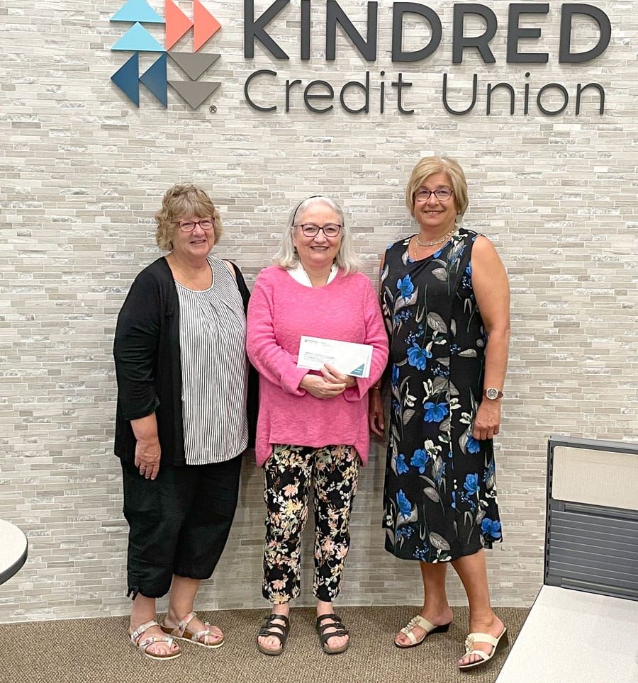 Kindred Credit Union makes donation to Mount Forest Community Pantry post image