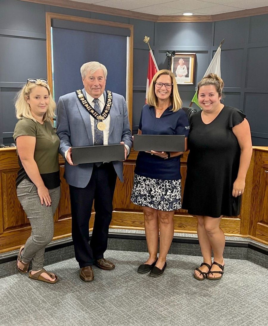Minto Mayor’s Charity Golf Tournament raises $14,000 for local groups post image