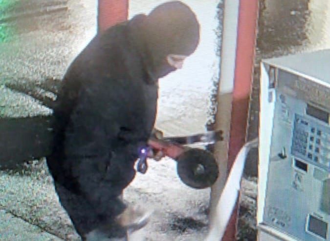 Rash of thefts at local car washes costing businesses big bucks post image