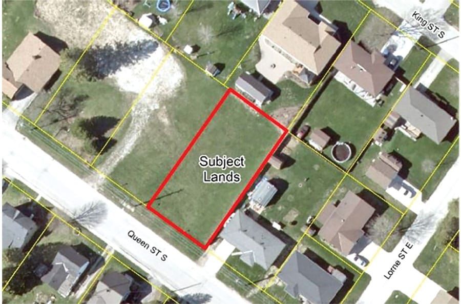 Council conditionally approves minor variance, requires easement post image