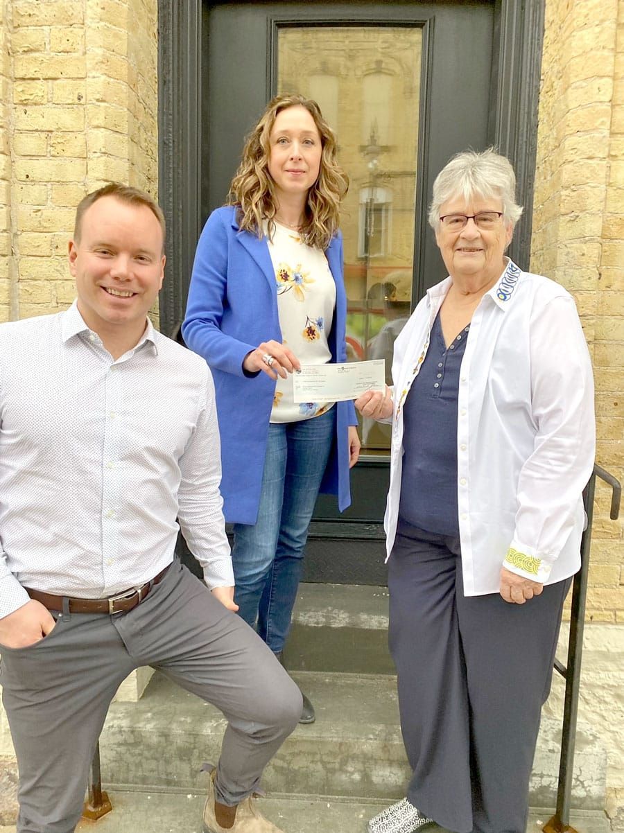 Coburn Insurance makes donation to Cancer Patient Services post image
