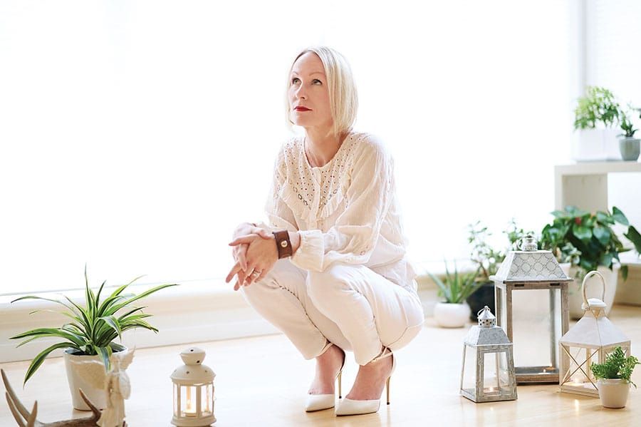 Erin medium launches second book on connecting with spirit world post image