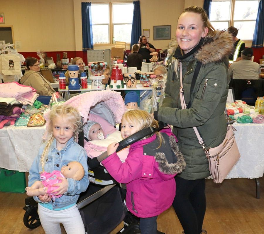 Spring Craft Show and Silent Auction held at the Arthur Legion post image