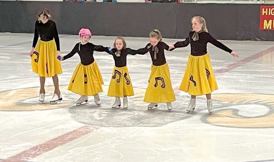 Skate Canada Mount Forest hosts skating 'extravaganza' post image