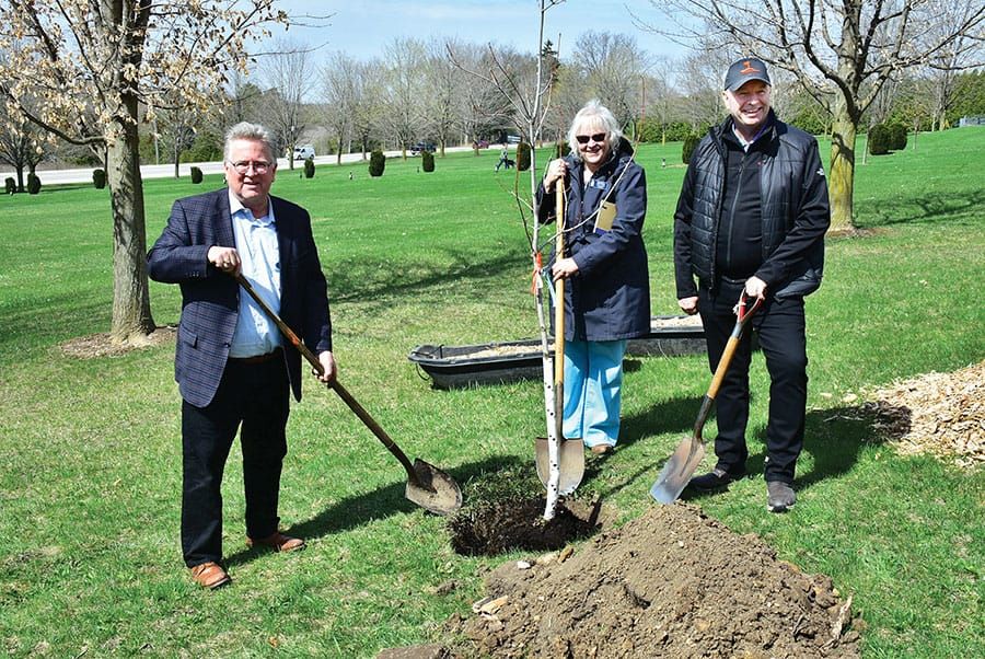 Tree planting for Earth Day post image