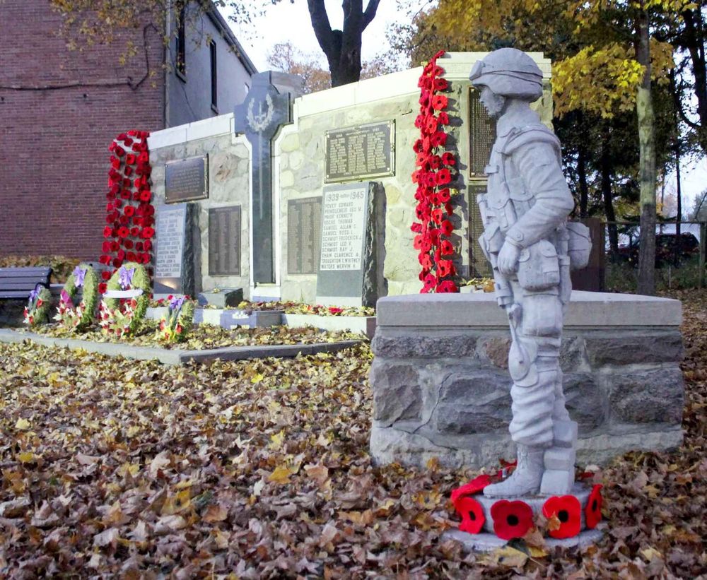 Community to celebrate 100th anniversary of Arthur cenotaph post image