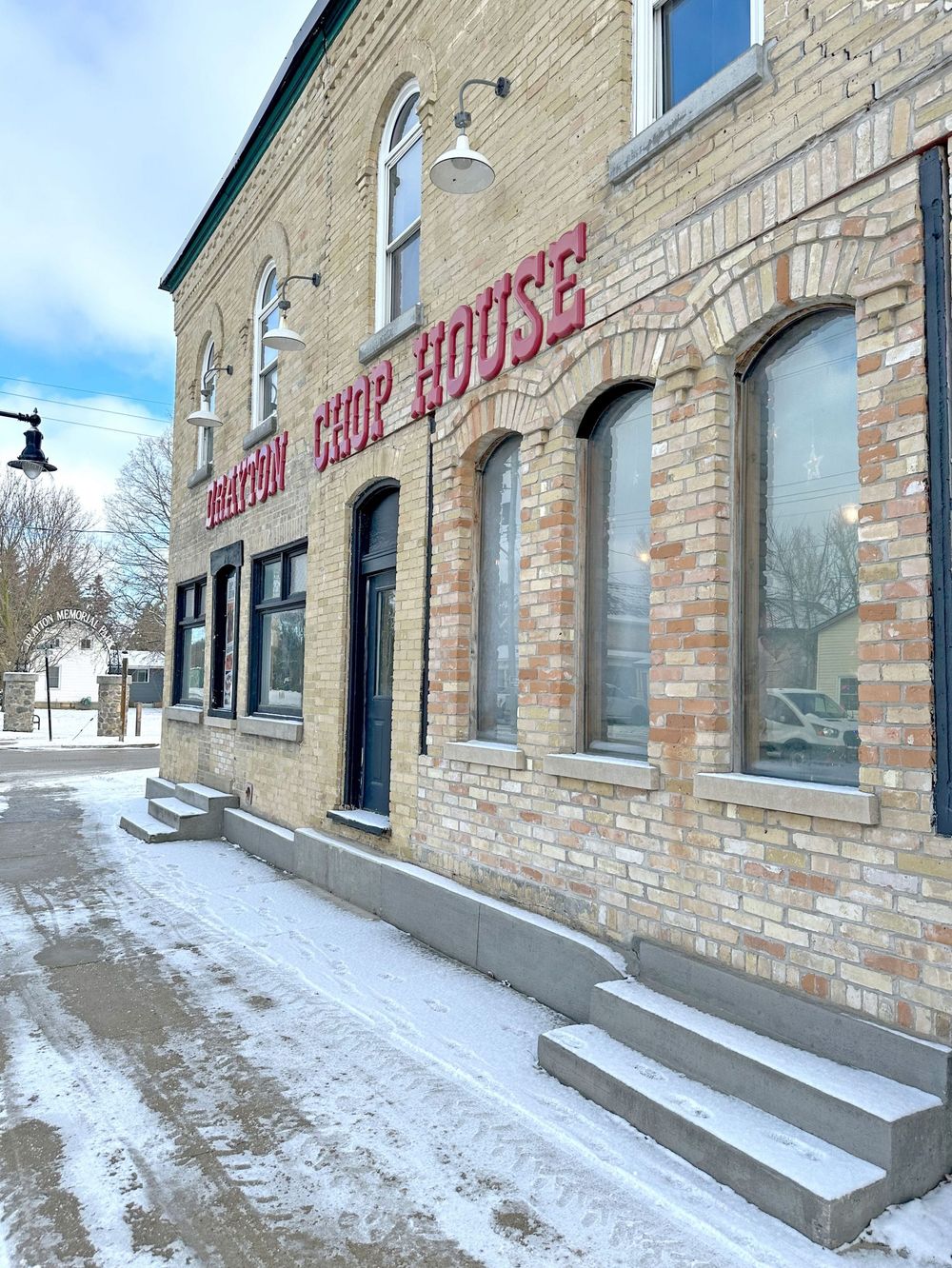 Something for everyone at new-look Drayton Chop House post image