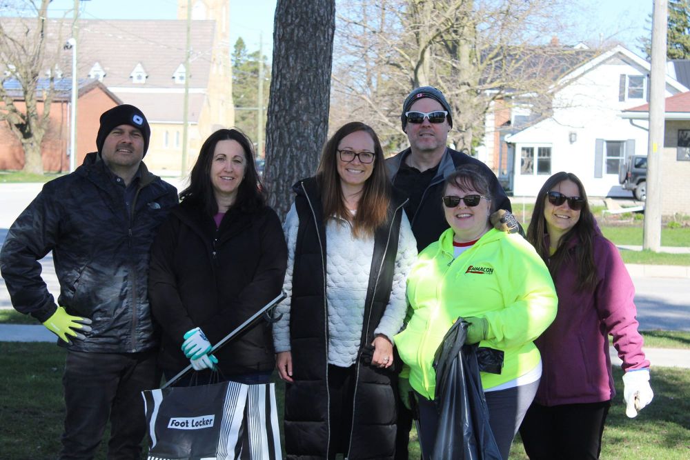 Earth Day clean up in Arthur post image