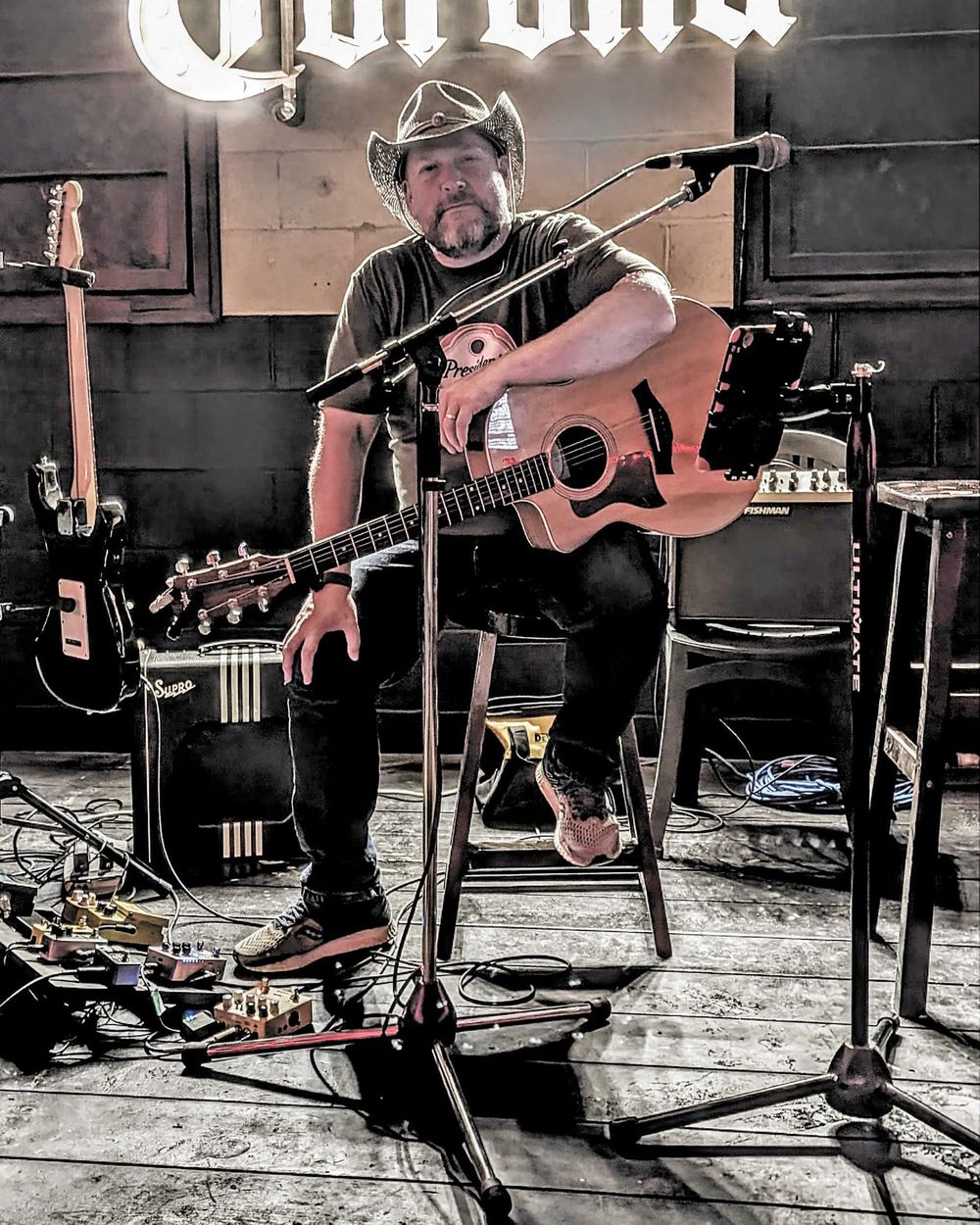 Singer-songwriter performing hometown stories post image