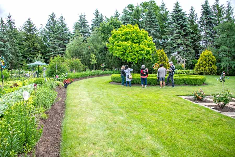 Erin Garden Club tour showcases backyard beauty post image