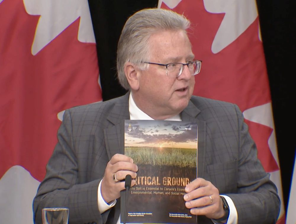 Senate report warns Canada 'facing unprecedented challenges' with degrading soils post image