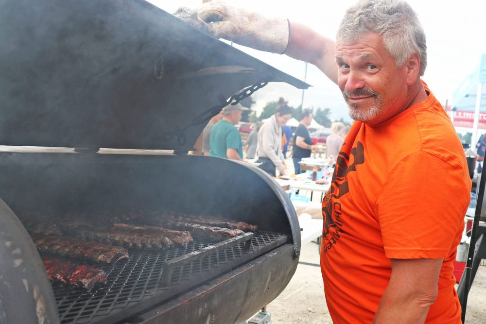 Cars, guitars, ribs, at Mount Forest Fireworks Festival post image
