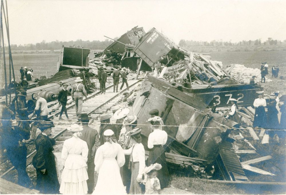 Loose horse caused 1906 train wreck near Fergus post image