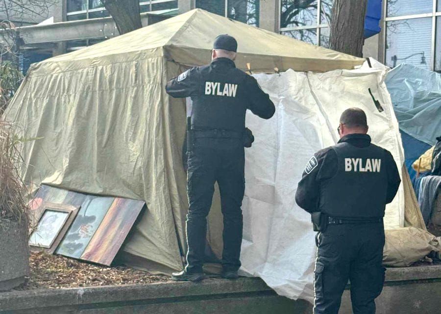 Homeless people must be out of St. George’s Square by Nov. 13: Guelph bylaw post image