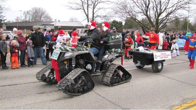 Santa swoops into Aberfoyle Nov. 24 post image