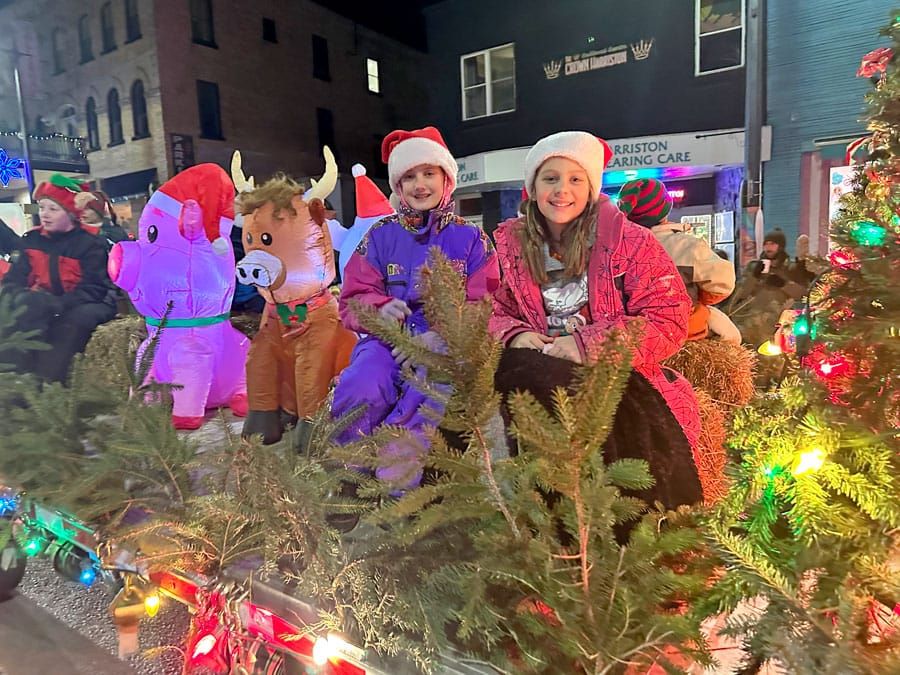 Harriston Santa Clause parade returns post image