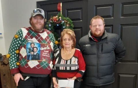 Locals donate $1,000 to Cancer Patient Services post image