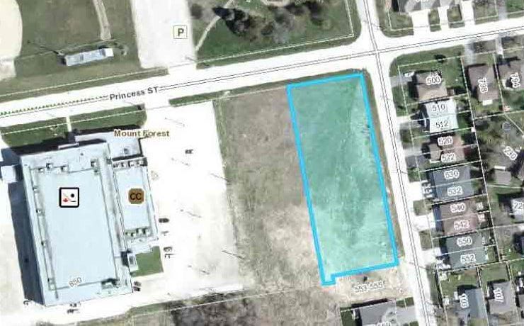 Subdivision with 10 townhouses planned beside Mount Forest sportsplex post image