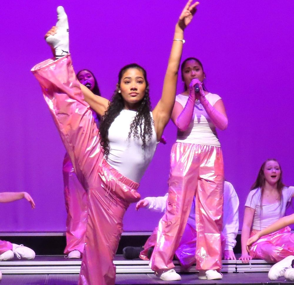 Lourdes show choir team crowned national champions post image