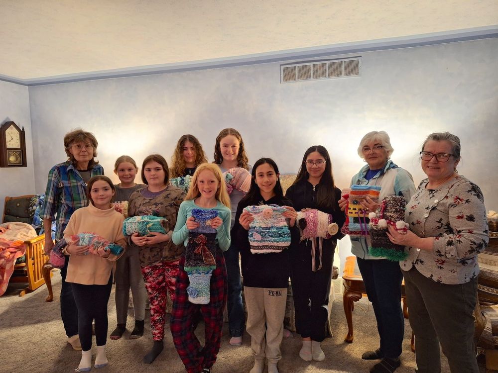 Final meeting for 4-H Yarn Yodellers Twiddle Muff Club post image