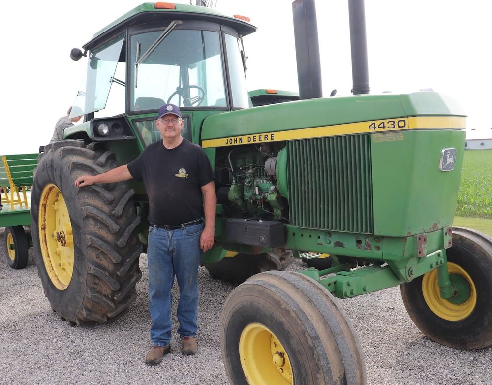 Upper Canada Two Cylinder Club hosts annual tractor run post image