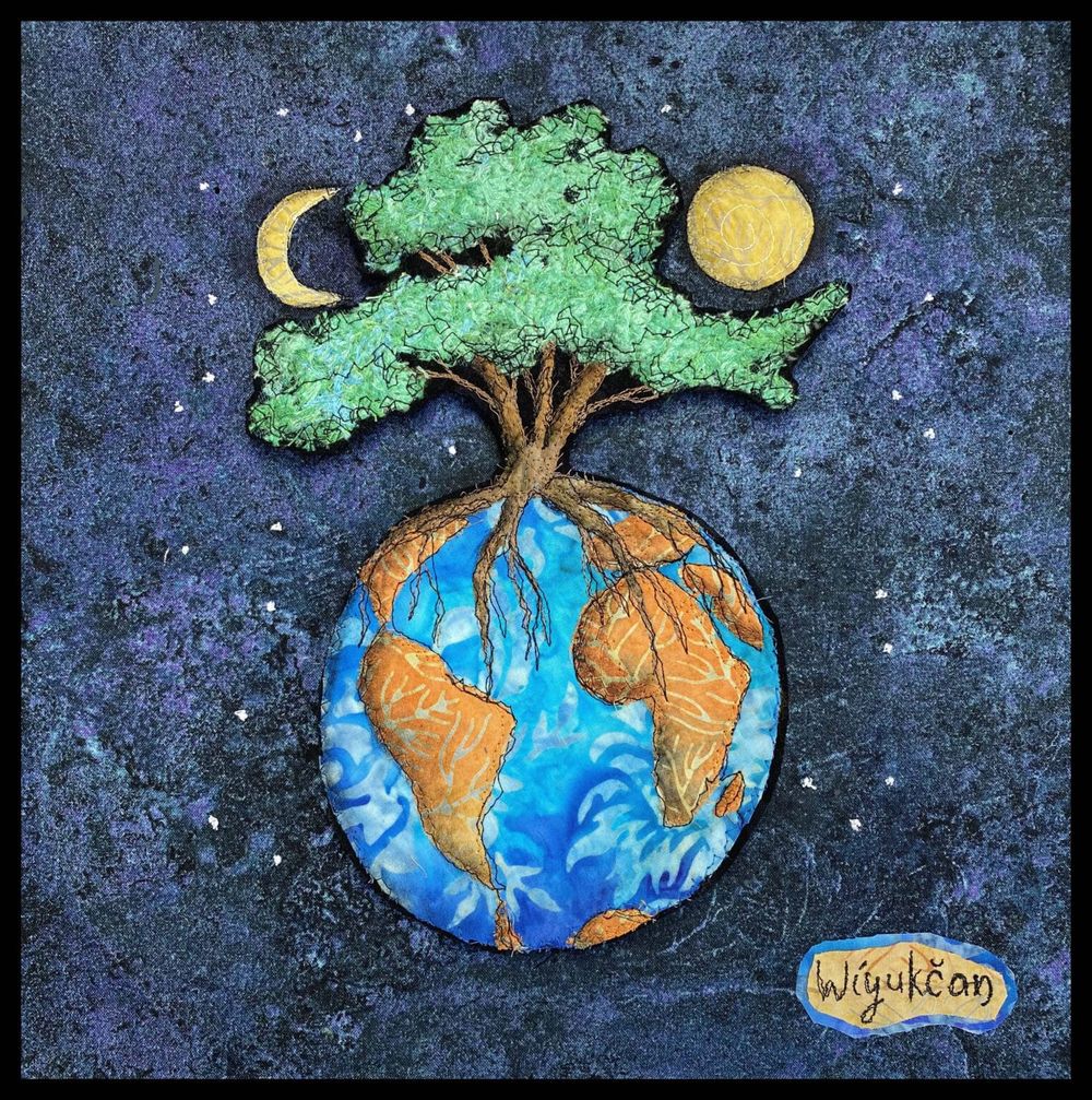 Fabric artist Lorraine Roy to host visual presentation Oct. 8 post image