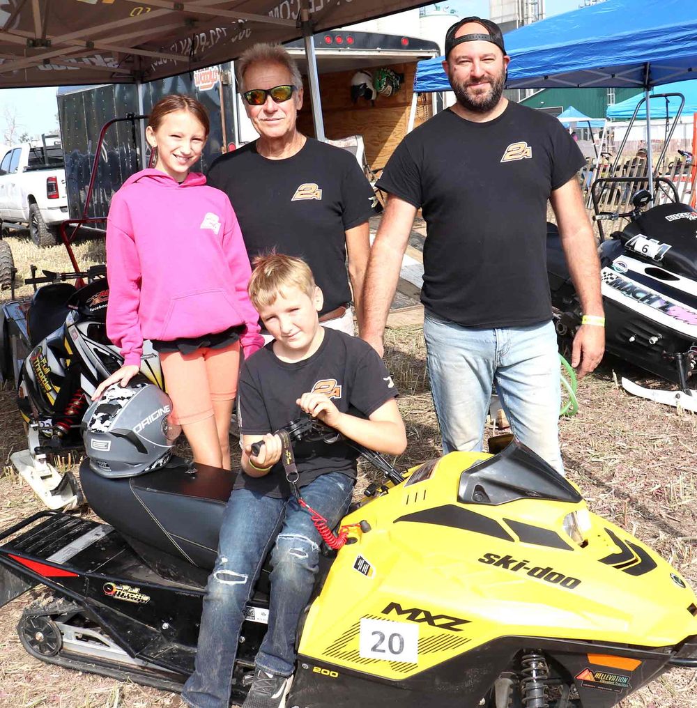 Moorefield Optimists host Moorefield Grass Drags post image