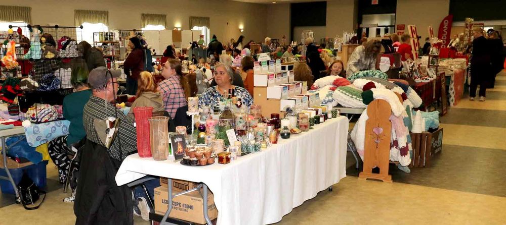 Mount Forest Lions hold annual Christmas Craft Market post image