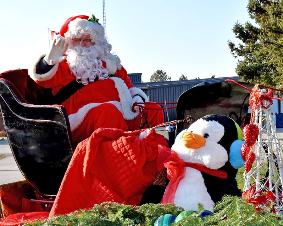 Aberfoyle to become ‘Tinsel Town’ as Santa Claus parade announced post image