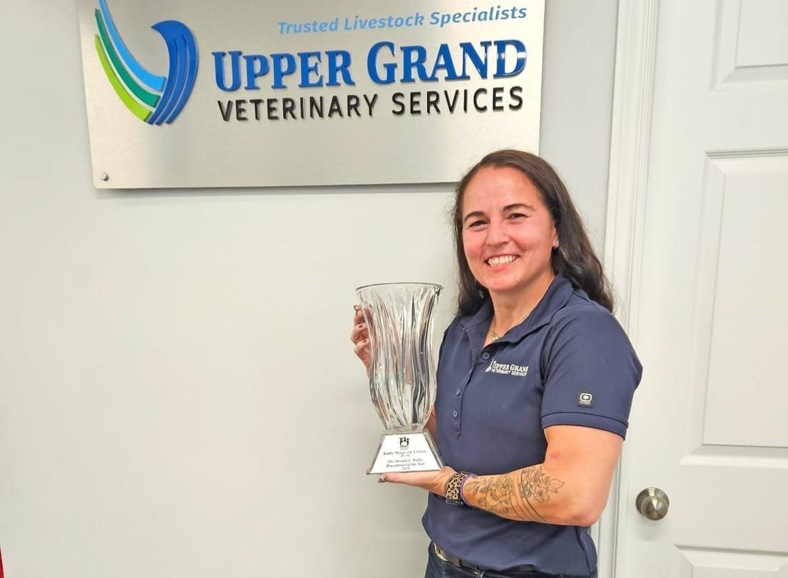 Local vet receives Donald E. Bailey Practitioner of the Year award post image