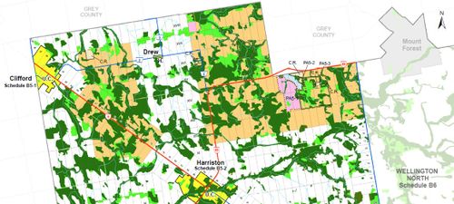 Minto residents hear early pitch for possible wind, solar projects post image