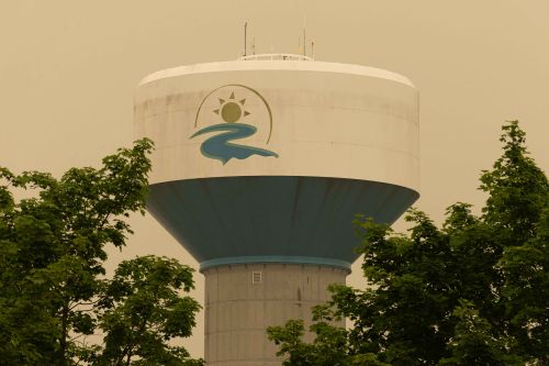 Wildfire smoke blankets Wellington County as air quality reaches 'very high risk' post image