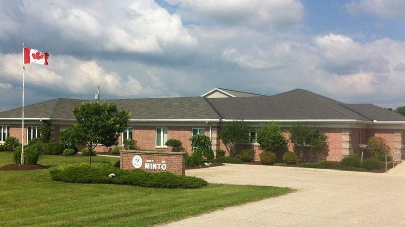 Minto to consider increase  in council pay next year post image