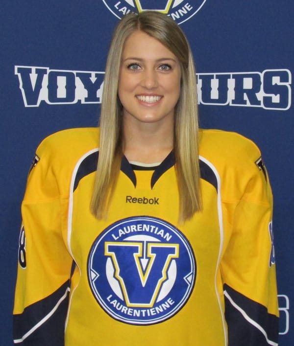 University women win hockey silver