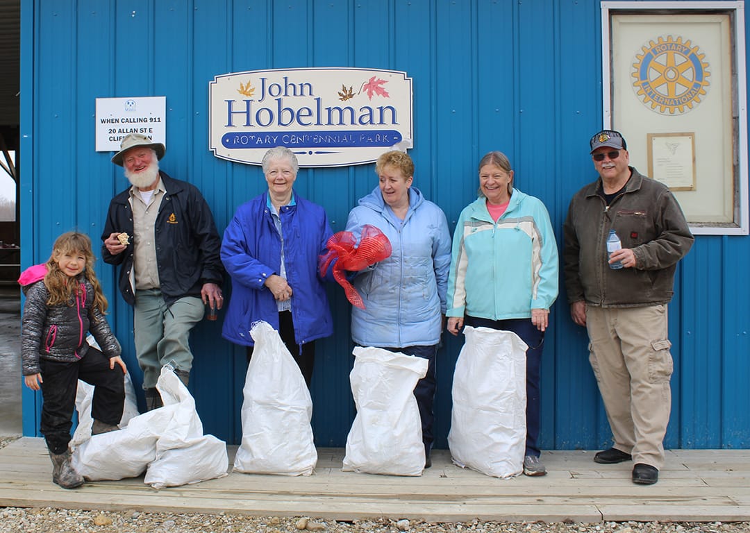 Horticultural society helps conquer clutter in Clifford