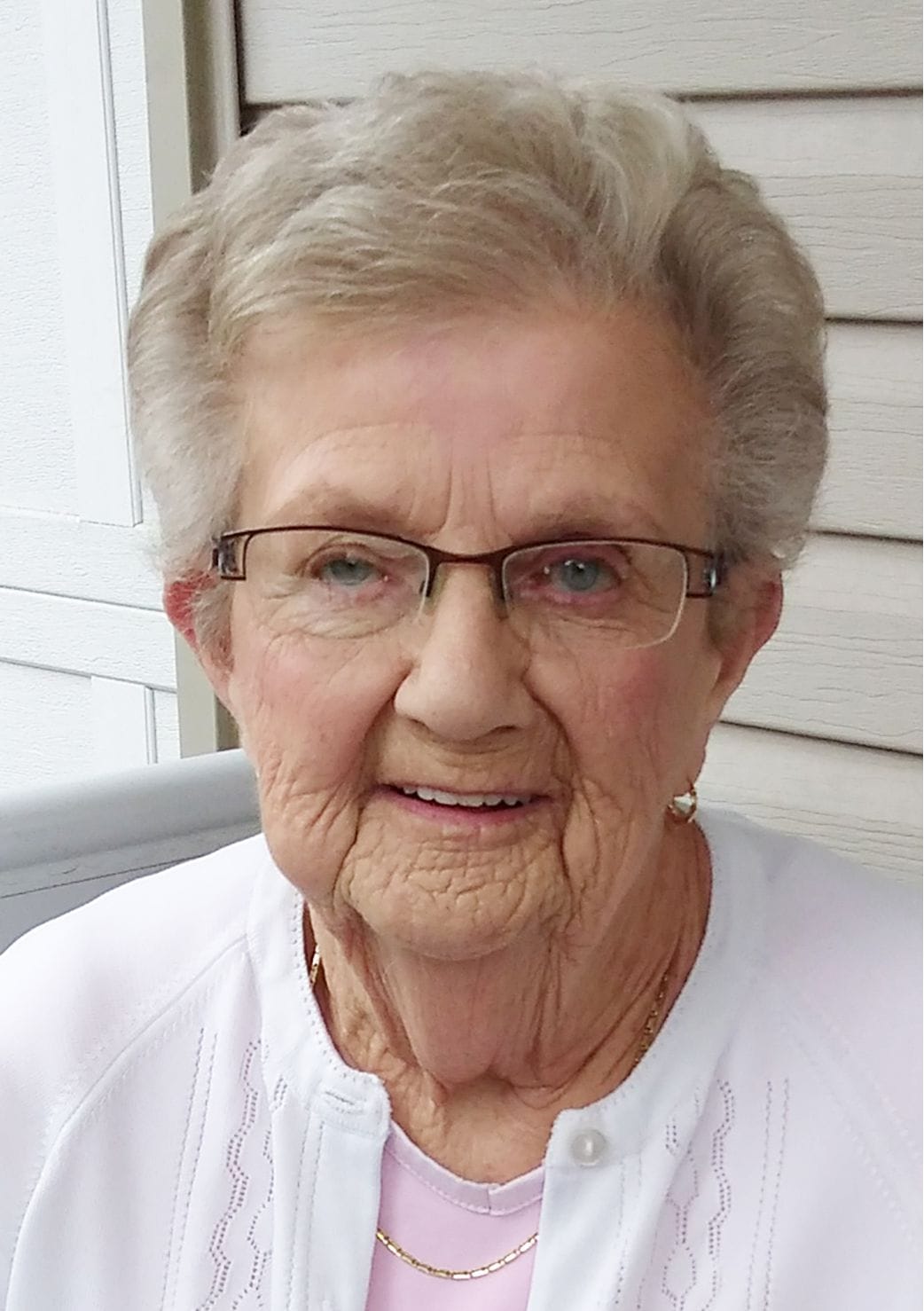 MARTIN, Kathleen (Kay) Barbara (nee McCully)