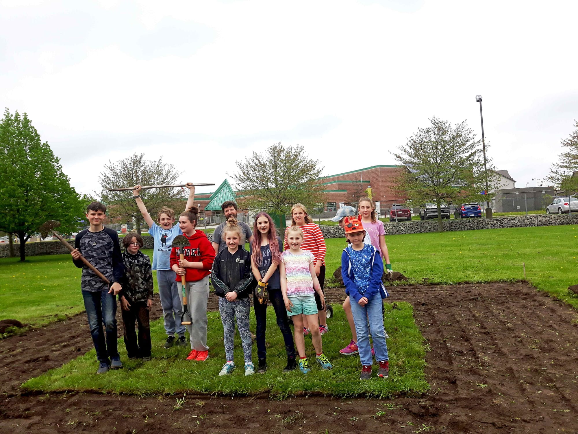 Hogarth Garden Grubs plant community garden