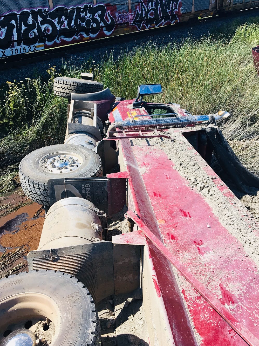 Train, dump truck collide in Puslinch
