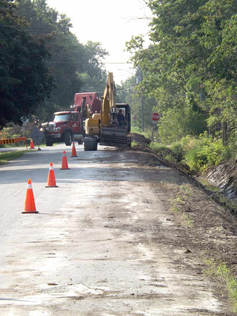 Road construction in Alma