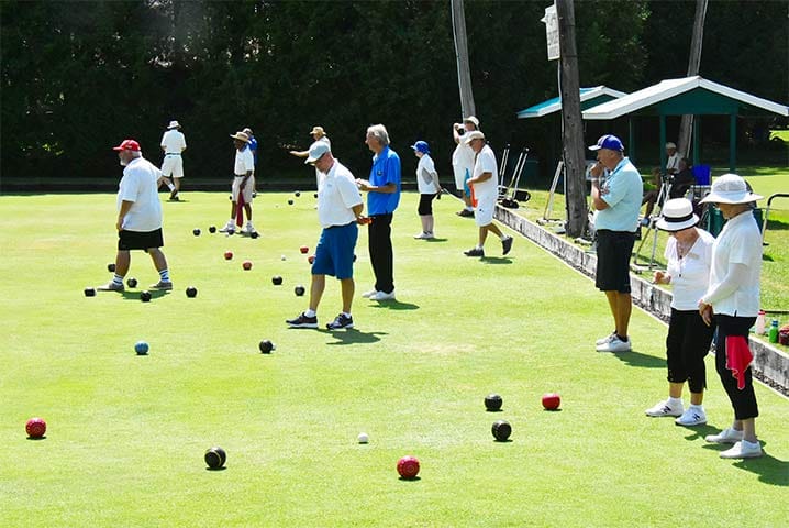 Elora Rocks Lawn Bowling Club host mixed tournament
