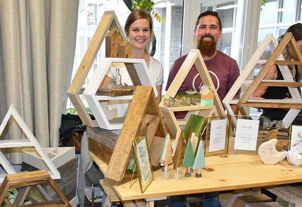 Elora Handmade and Vintage Market supports food program at CWDHS