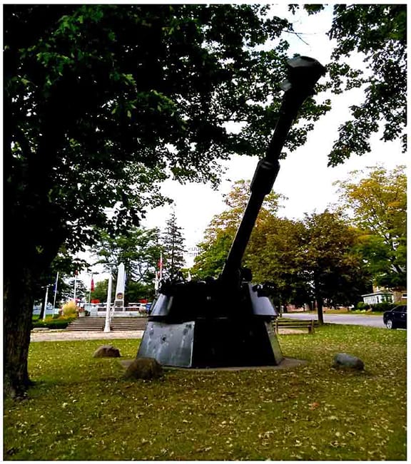 October recognizes Mount Forest’s “Howitzer”