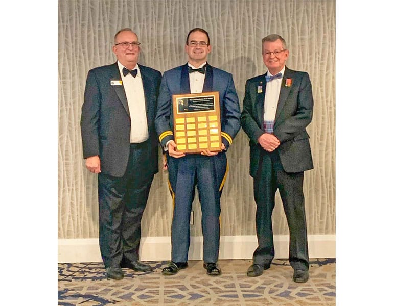 Erin’s 242 Ross Ferguson Squadron receive Lord Strathcona Trust Award